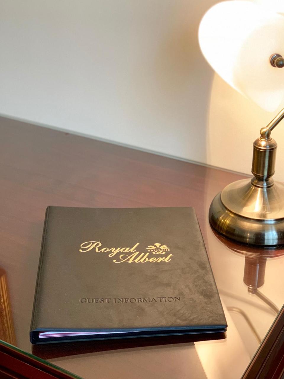 Royal Albert Hotel Brisbane Buitenkant foto
